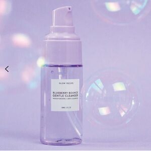 NWT Blueberry Bounce Gentle Cleanser